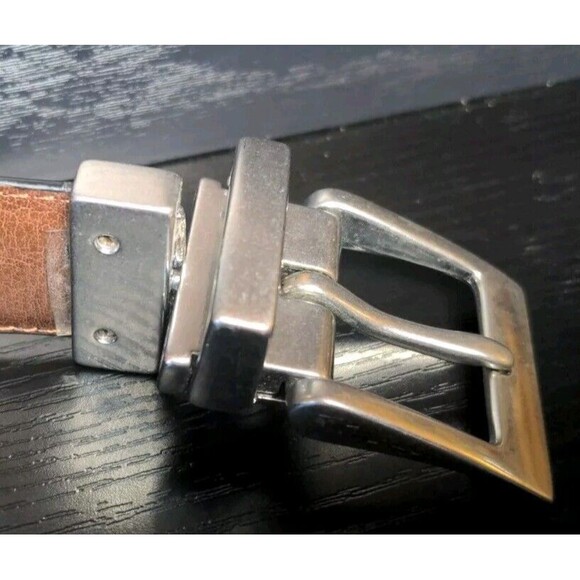 Chaps Black/Brown Reversible Casual Leather Belt Men's Sz 42 Chrome Buckle 51" - Picture 4 of 5